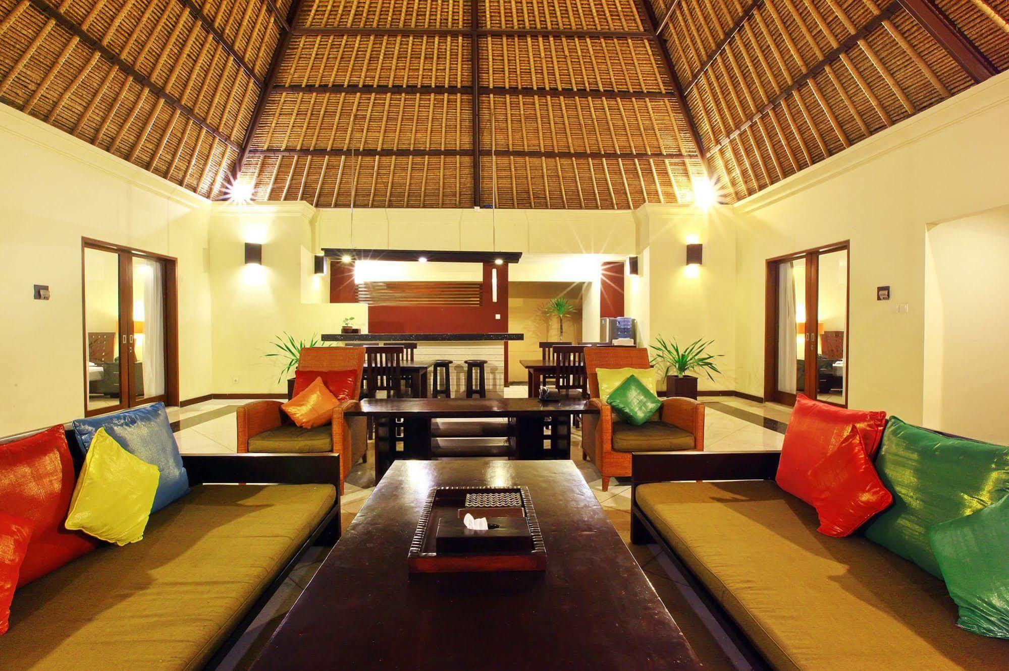 Mutiara Jimbaran Villas Kuta Selatan Kültér fotó